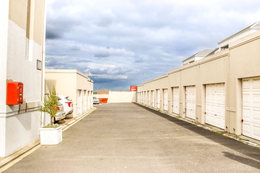 2 Bedroom Property for Sale in Vredekloof Western Cape